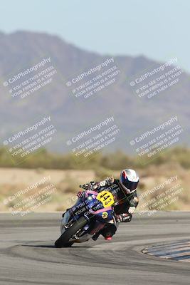 media/Oct-04-2025-CVMA (Sat) [[408bcdd6e4]]/Race 13-Amateur Supersport Open/